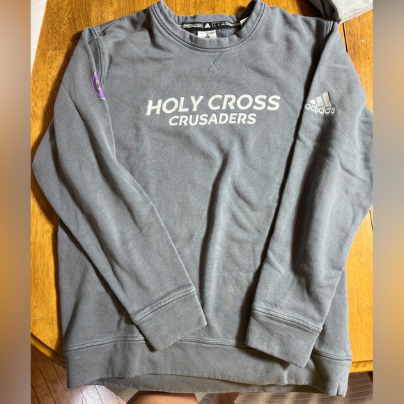 College of the Holy Cross Crewneck - Picture 1 of 6
